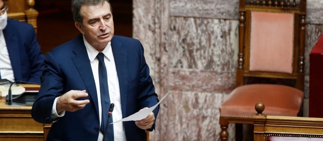Επίσκεψη του Μ.Χρυσοχοΐδη στο Κέντρο Επιχειρήσεων Άμεσης Δράσης
